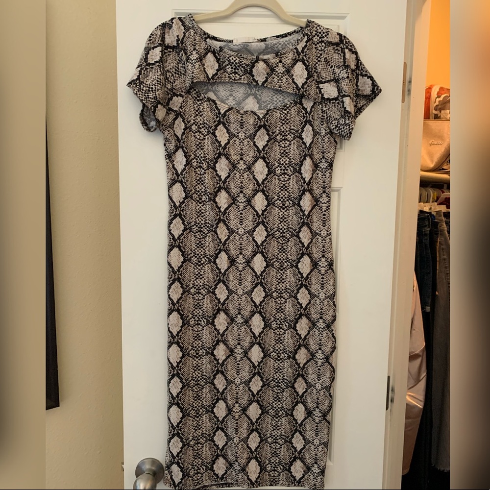 Snake stretchy dress
